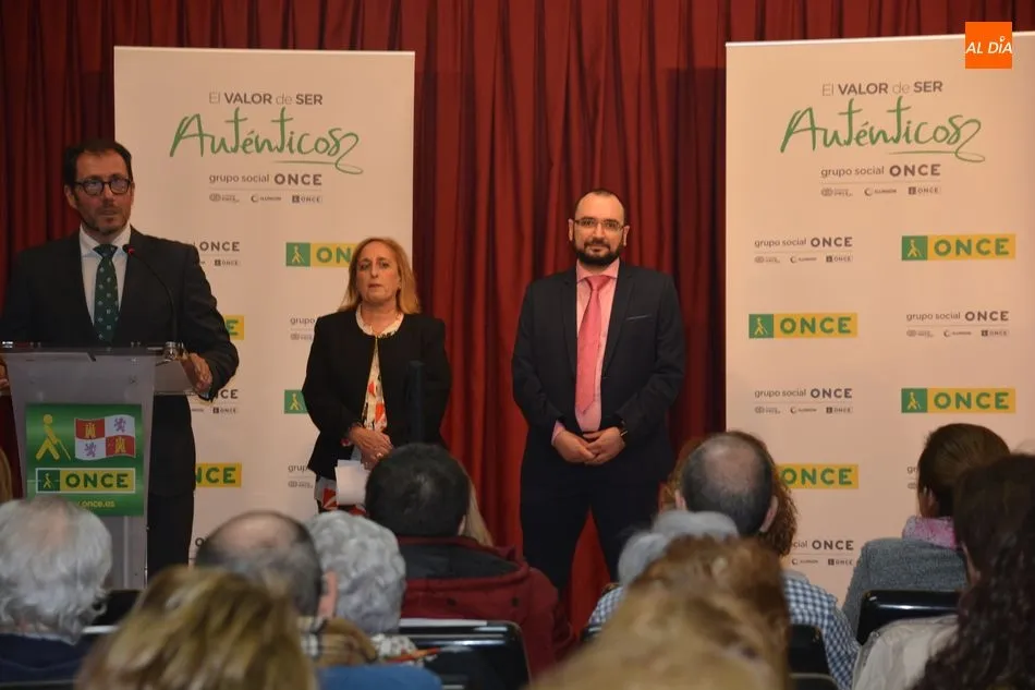 Foto 6 - M&ordf; &Aacute;ngeles Ruano Garc&iacute;a renueva como directora de la ONCE en Salamanca
