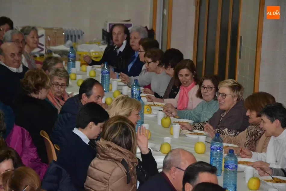 Foto 5 - Unas 150 personas asisten a la Cena del Hambre de Manos Unidas  