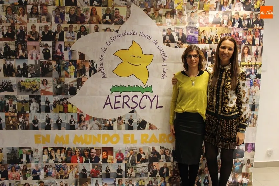 En la imagen, Cristina Díaz, presidenta de Aerscyl, y Patricia Gálvez, vicepresidenta, en la sede de la asociación