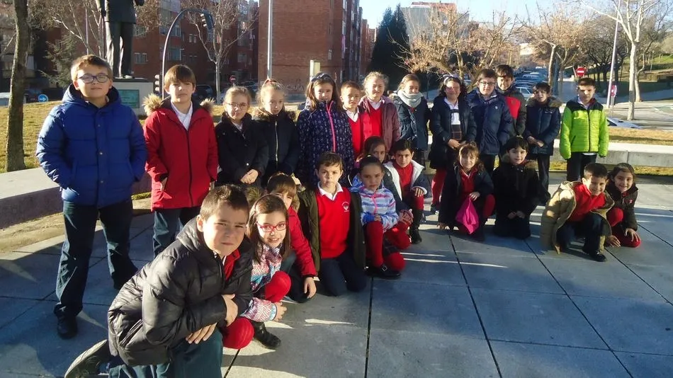 Alumnos que han visitado la Biblioteca Municipal Torrente Ballester