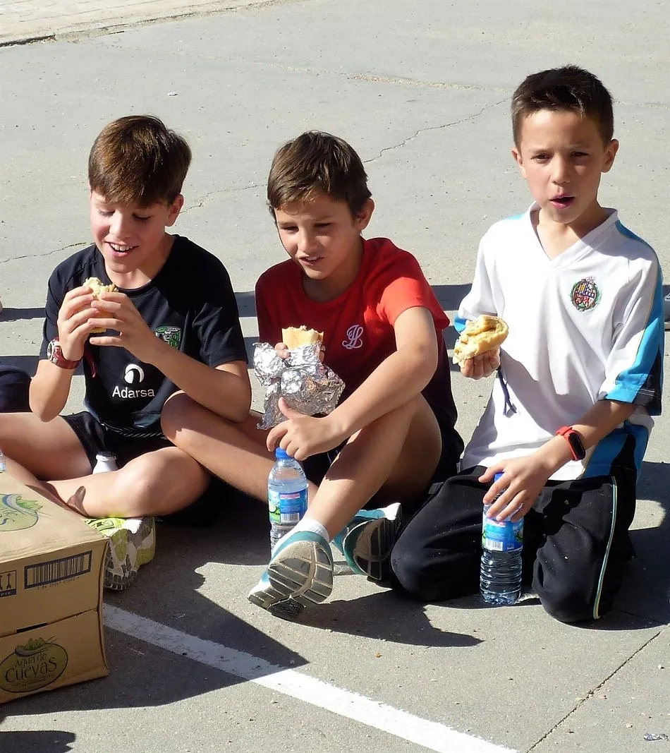 Foto 7 - El colegio Marista Champagnat celebra su Operaci&oacute;n Bocata&nbsp;  