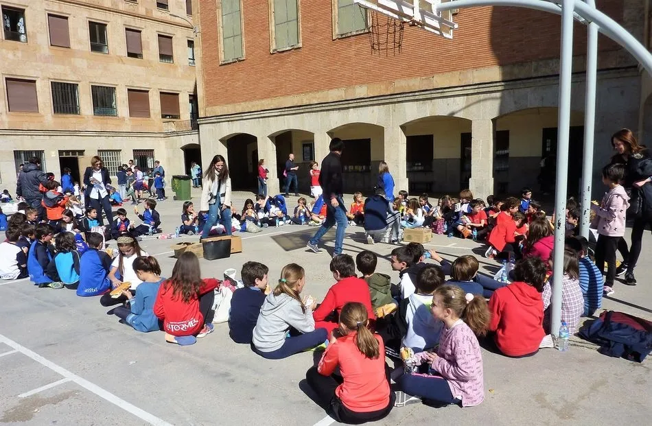 Foto 6 - El colegio Marista Champagnat celebra su Operaci&oacute;n Bocata&nbsp;  