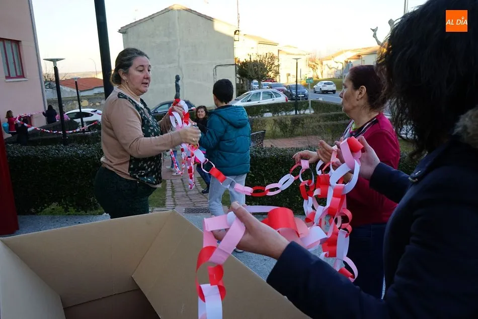 Foto 8 - El amor y la amistad unen a los usuarios del centro cultural de Guijuelo