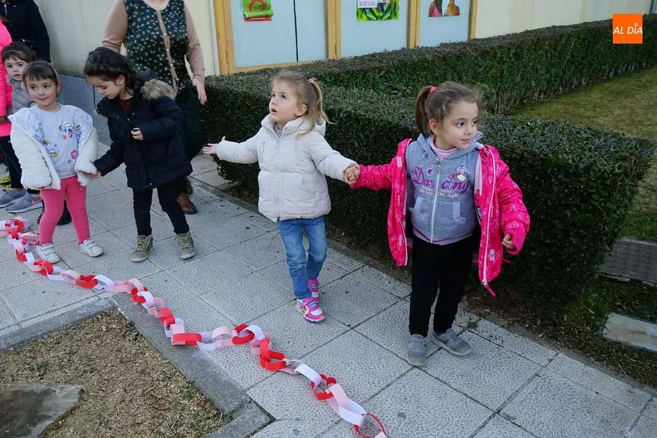 Foto 5 - El amor y la amistad unen a los usuarios del centro cultural de Guijuelo