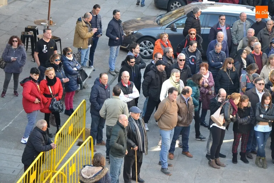 Foto 3 - M&aacute;s de 200 personas se suman en Mir&oacute;briga al &lsquo;Despertar de los Aut&oacute;nomos&rsquo;  
