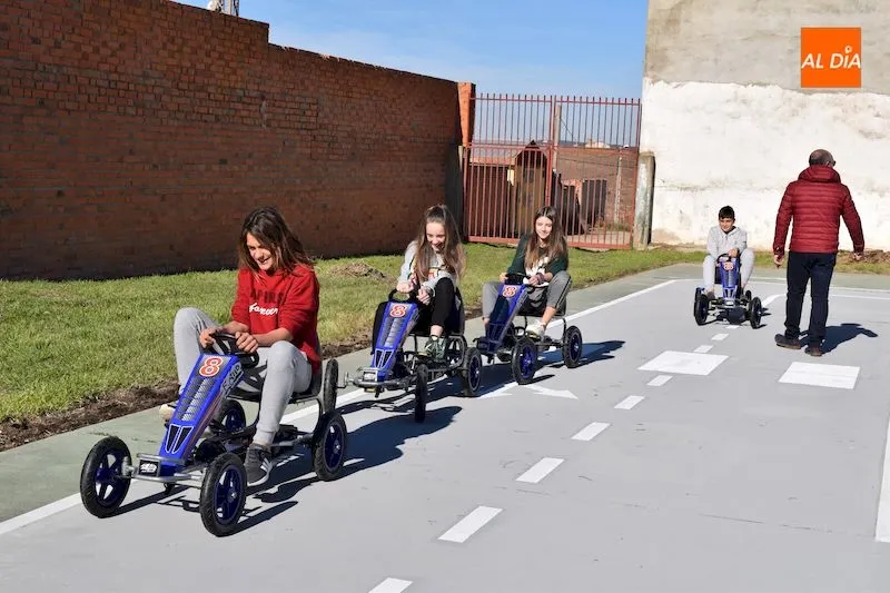Foto 9 - Inaugurado el parque de tr&aacute;fico infantil en Alba de Tormes
