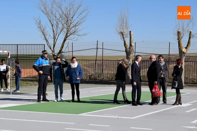 Foto 8 - Inaugurado el parque de tr&aacute;fico infantil en Alba de Tormes