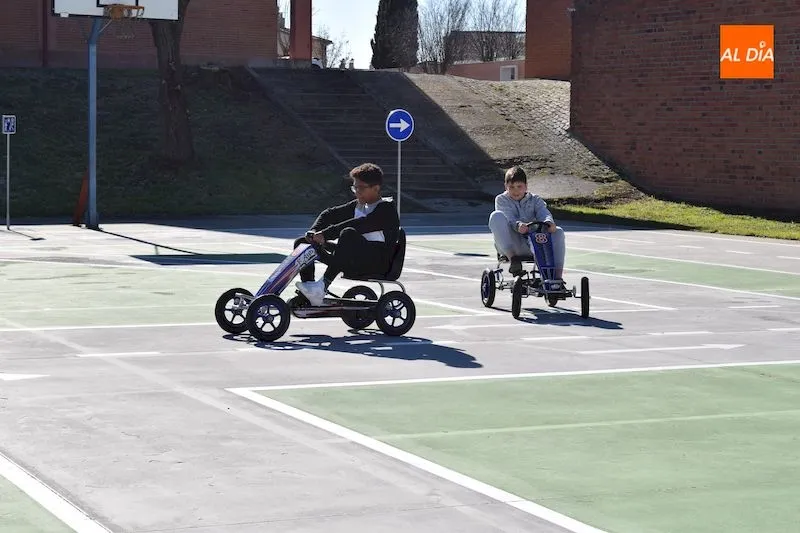 Foto 6 - Inaugurado el parque de tr&aacute;fico infantil en Alba de Tormes