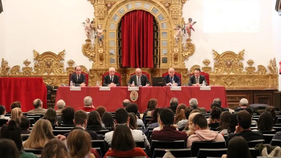 Inauguración en la UPSA de las Jornadas sobre Violencia en la Infancia y la Adolescencia