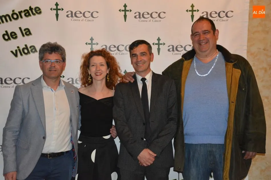 Foto 9 - Multitudinario respaldo de la sociedad salmantina a la AECC en su XIV Cena Ben&eacute;fica &lsquo;Enam&oacute;rate...