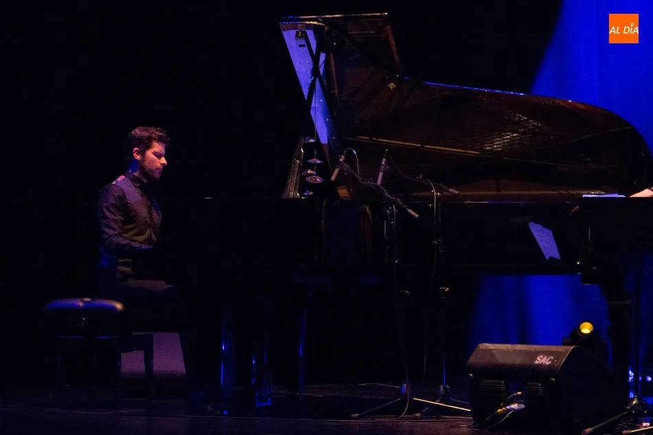 Foto 9 - Brillante concierto del pianista de jazz Marco Mezquida en el Teatro Juan del Enzina