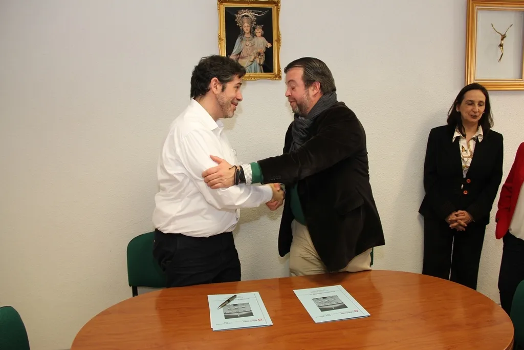 Foto 4 - Chaciner&iacute;as D&iacute;az apadrina la FP de Salesianos Pizarrales