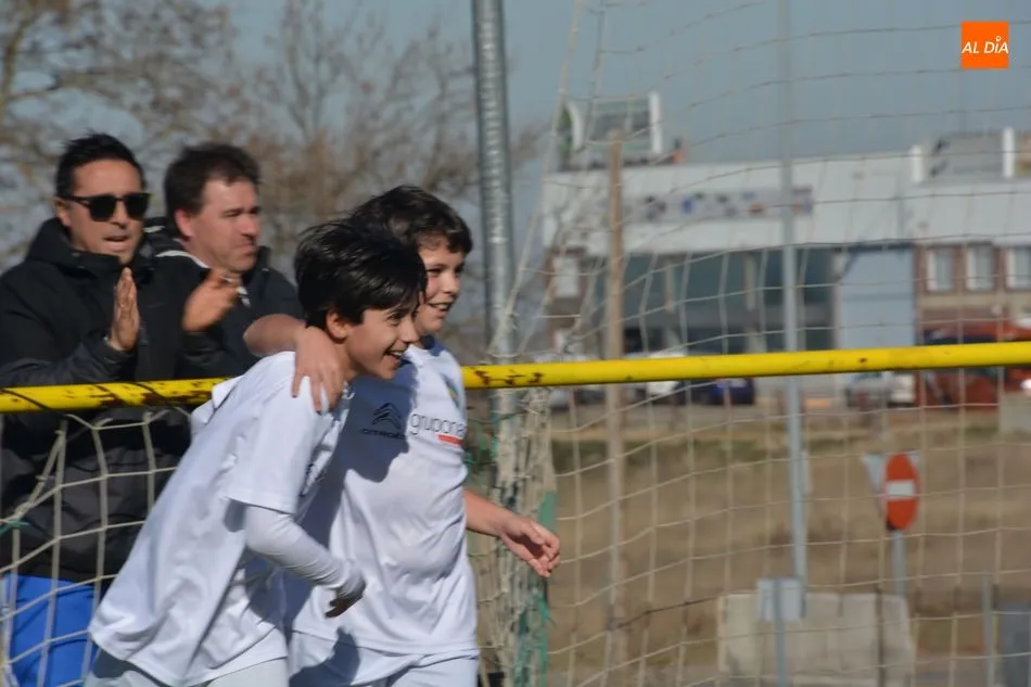 Foto 11 - Resultados, clasificaciones e im&aacute;genes del f&uacute;tbol base provincial