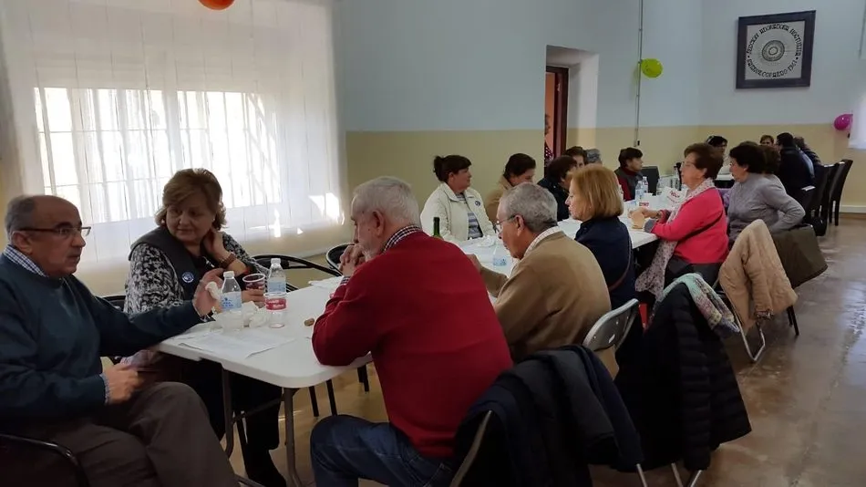 Foto 5 - Los vecinos de Barruecopardo celebran el &lsquo;bocata solidario&rsquo;  