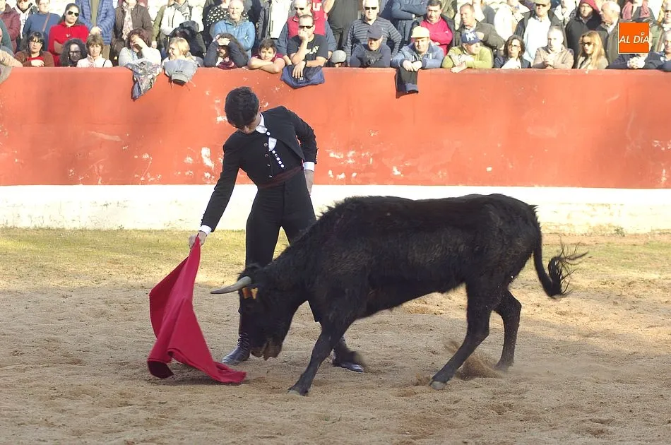Foto 11 - Masiva asistencia a la 5&ordf; tienta bolsinista gracias al fabuloso tiempo primaveral  