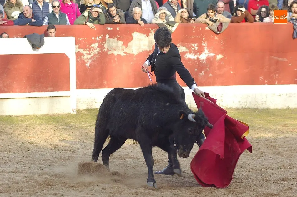 Foto 8 - Masiva asistencia a la 5&ordf; tienta bolsinista gracias al fabuloso tiempo primaveral  