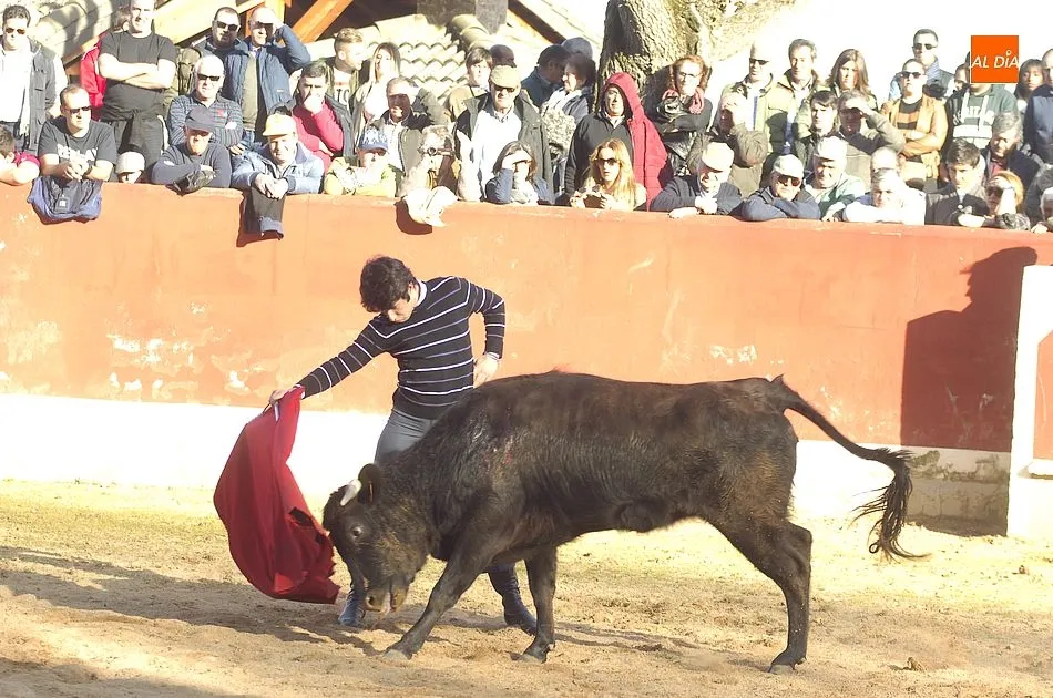 Foto 7 - Masiva asistencia a la 5&ordf; tienta bolsinista gracias al fabuloso tiempo primaveral  