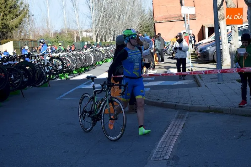 Foto 7 - Javier P&eacute;rez y Emma P&eacute;rez vencen en la modalidad Ol&iacute;mpica del Duatl&oacute;n de Alba de Tormes