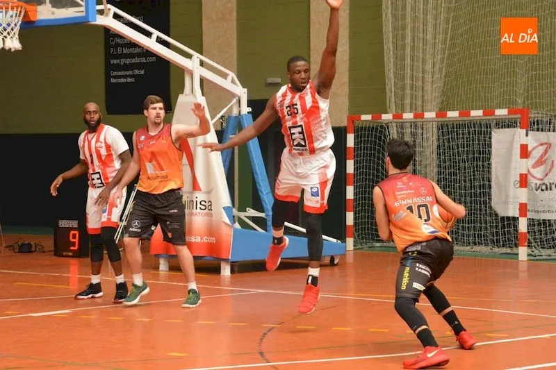 Acción del partido entre Aquimisa y Gijón / Lydia González