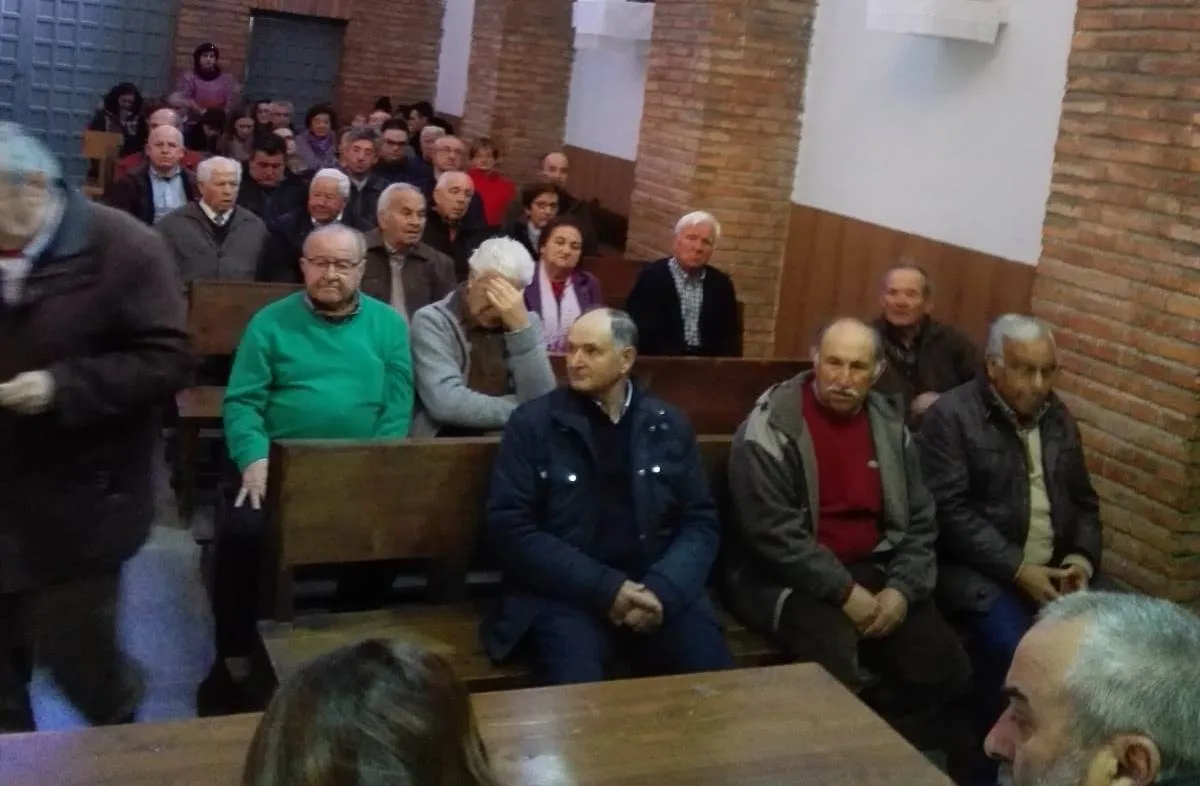 Foto 3 - La Cofrad&iacute;a de San Blas cierra su periplo festivo con un centenar de asistentes  