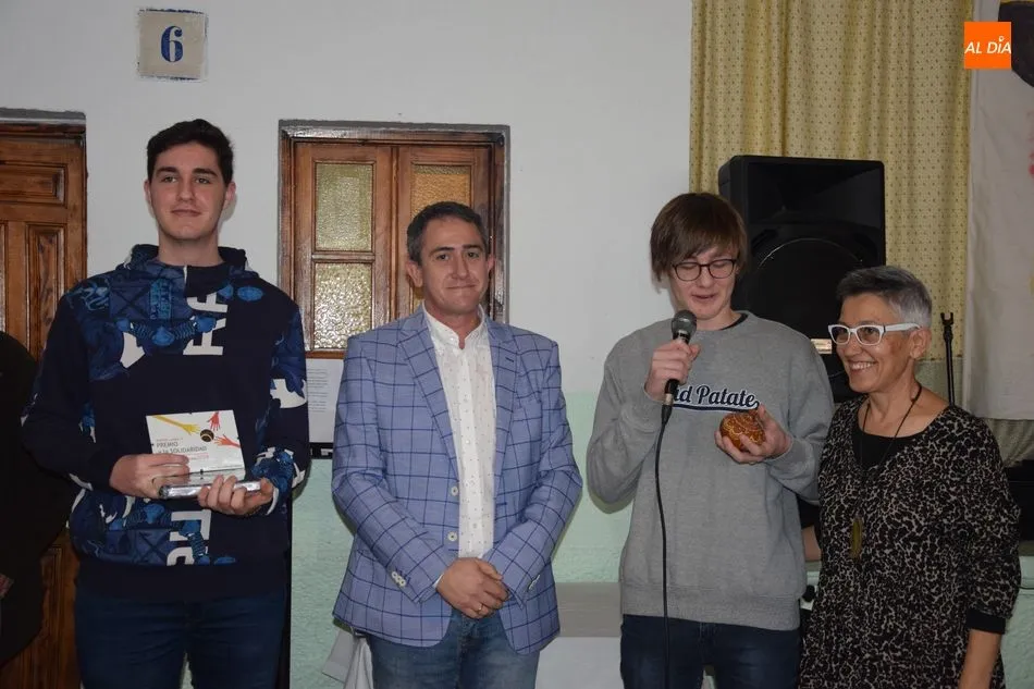 Foto 2 - Finaliza la semana de la solidaridad de Puente Ladrillo  