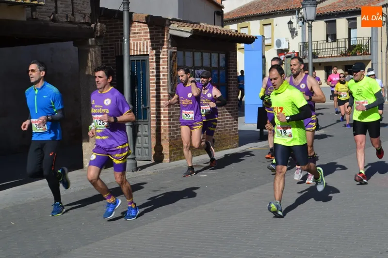 Foto 9 - Juan Bueno y Ver&oacute;nica S&aacute;nchez se llevan la VI Legua de Macotera
