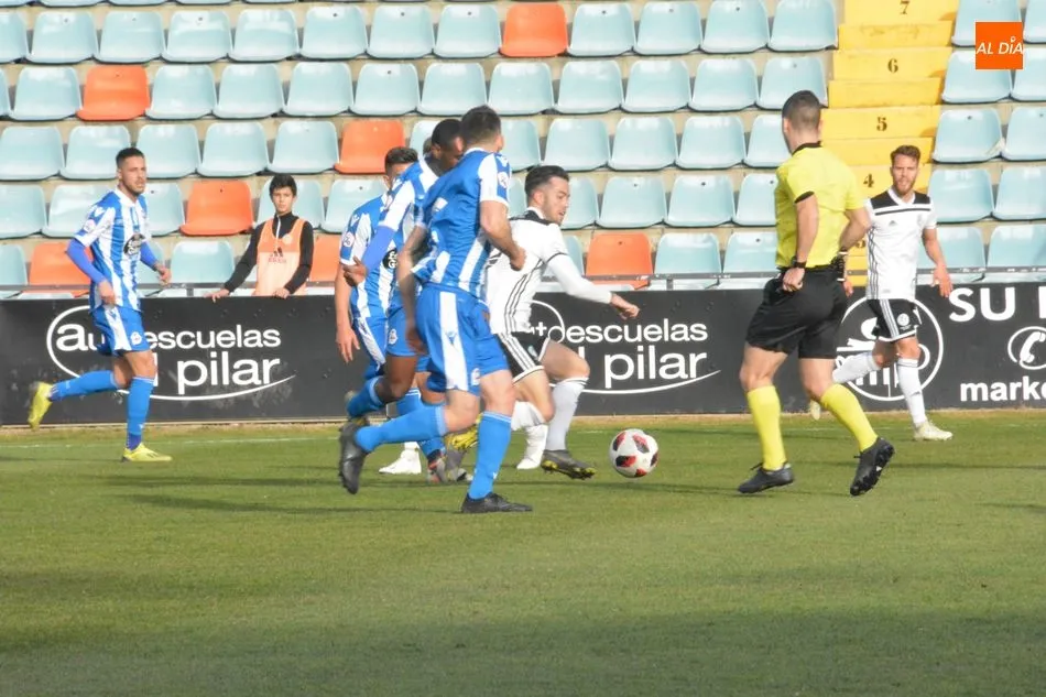 El Salamanca UDS vuelve a tropezar con la misma piedra y empata ante el Deportivo Fabril (0-0)