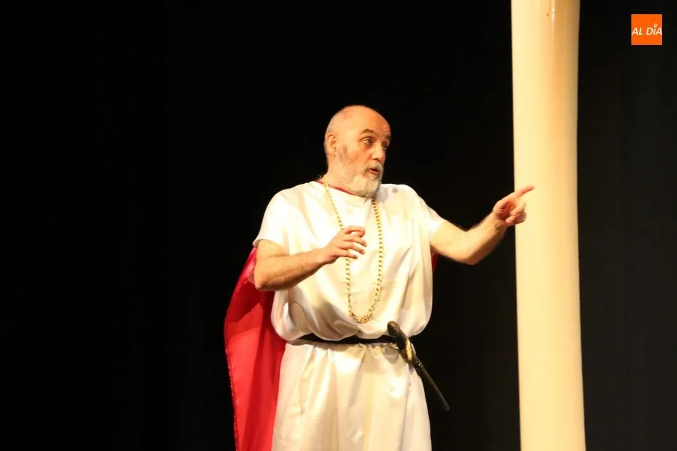 Foto 7 - Almazara Teatro pone la primera nota cl&aacute;sica en el Certamen Nacional de Teatro de Vitigudino  