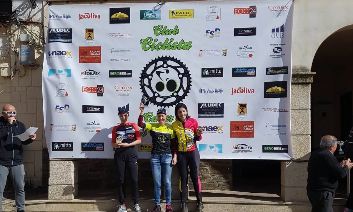 Foto 3 - Ainhoa S&aacute;nchez Casta&ntilde;o queda 2&ordf; en la V BTT Jud&iacute;a de Casar de Palomero  