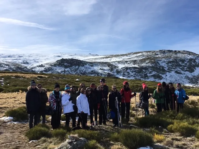 Foto 3 - Una quincena de j&oacute;venes disfruta de la nieve de la mano del Espacio i  