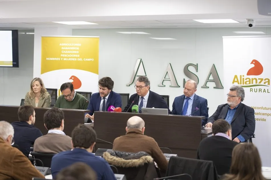 Foto 2 - Nace Alianza Rural, la voz del campo que aglutina a m&aacute;s de 10 millones de personas  