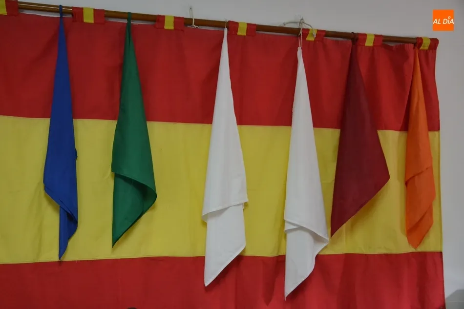 Listos los pañuelos que se emplearán en los festivales y las novilladas de las sobremesas  