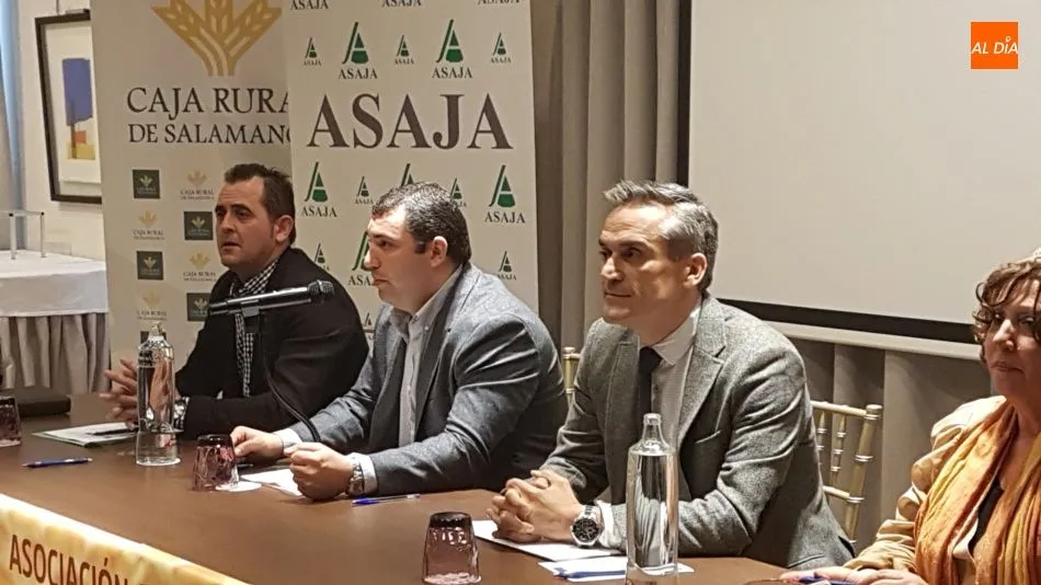 Foto 2 - Los apicultores exigen m&aacute;s controles para evitar que el 40% de la miel china de baja calidad entre ...