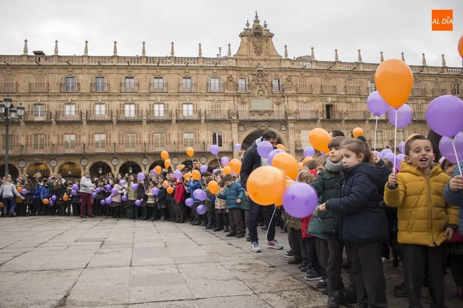 Foto 11 - El colegio de las Jesuitinas celebra su centenario con un acto en la Plaza Mayor