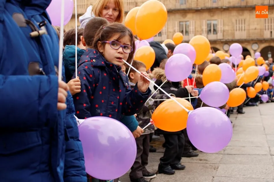 Foto 9 - El colegio de las Jesuitinas celebra su centenario con un acto en la Plaza Mayor