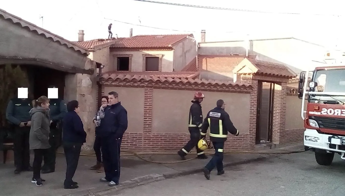 Foto 3 - Fallece una mujer de 96 a&ntilde;os en el incendio de una vivienda en Boadilla  