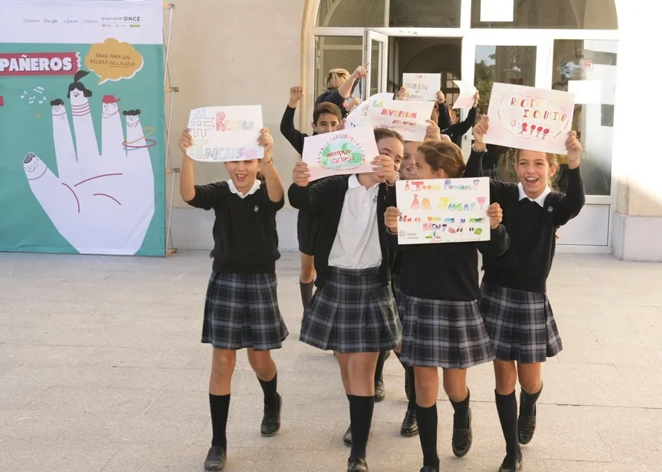 Foto 2 - Cerca de 800 estudiantes de Salamanca impulsan ideas para fomentar un recreo inclusivo