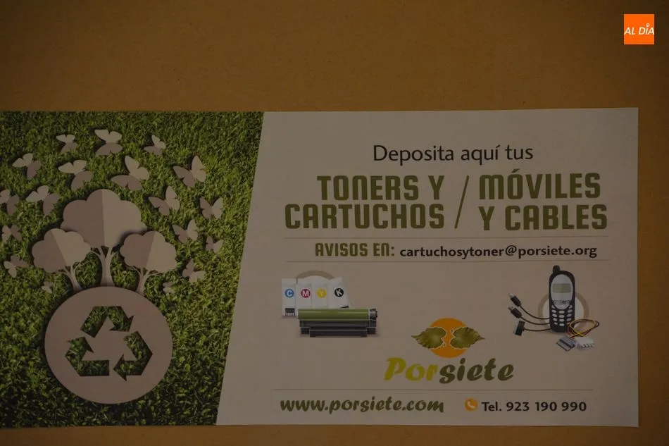Foto 8 - El Ayuntamiento de Santa Marta, comerciantes y Porsiete lanzan una nueva campa&ntilde;a de reciclaje  