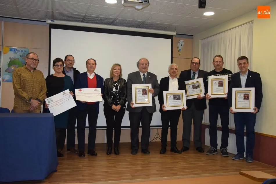 Homenajeados por parte del Club Deportivo Basabé / Eva Fernández