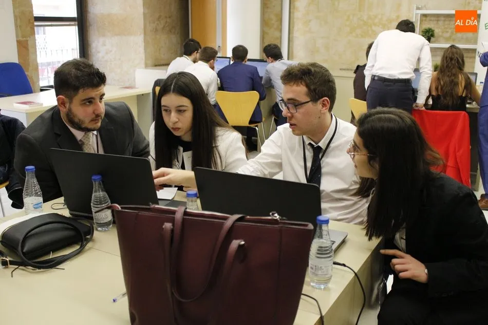 Foto 6 - Ocho equipos compiten en Salamanca en la final regional del Global Management Challenge&nbsp;