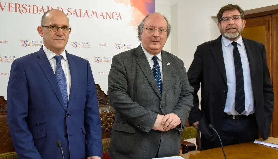 Fernando Carbajo Cascón, Enrique Cabero y Augusto Martín de la Vega. Foto Usal