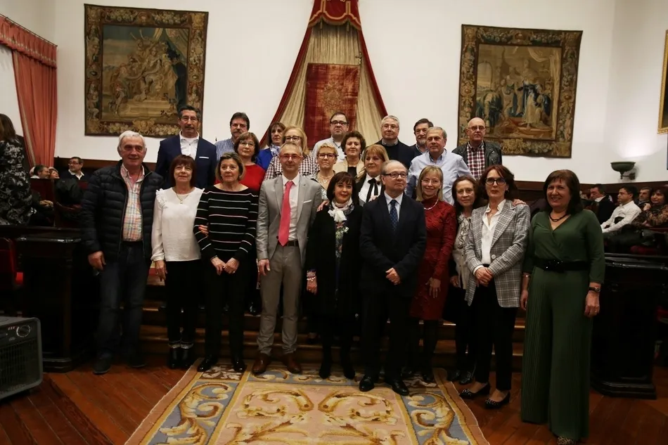 Foto 8 - La Universidad de Salamanca premia a 147 miembros del Personal de Administraci&oacute;n y Servicios