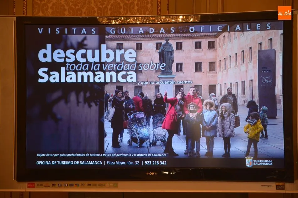 Foto 3 - El Ayuntamiento lanza una campa&ntilde;a para defender a los gu&iacute;as tur&iacute;sticos y&nbsp; combatir el intrusismo