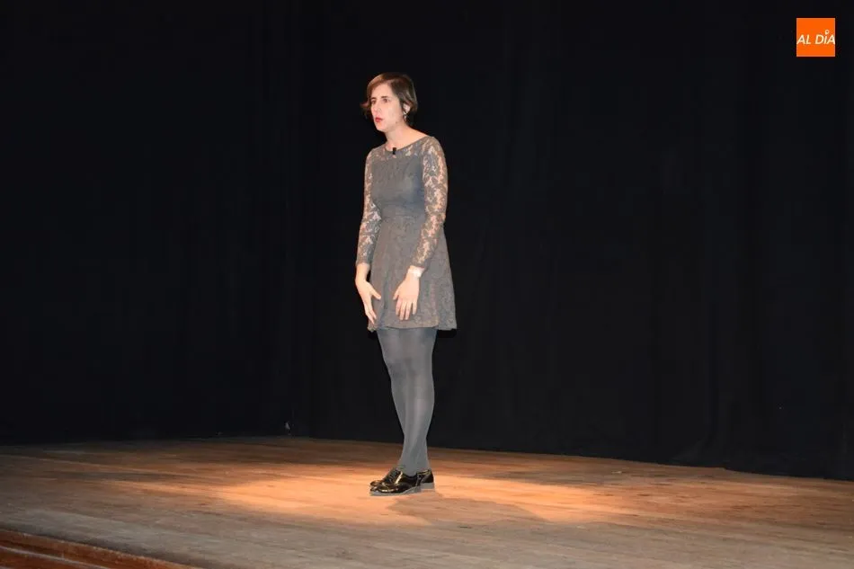 Foto 2 - Tania Mu&ntilde;oz presenta su montaje &lsquo;Era una calle&rsquo; en la Torrente Ballester