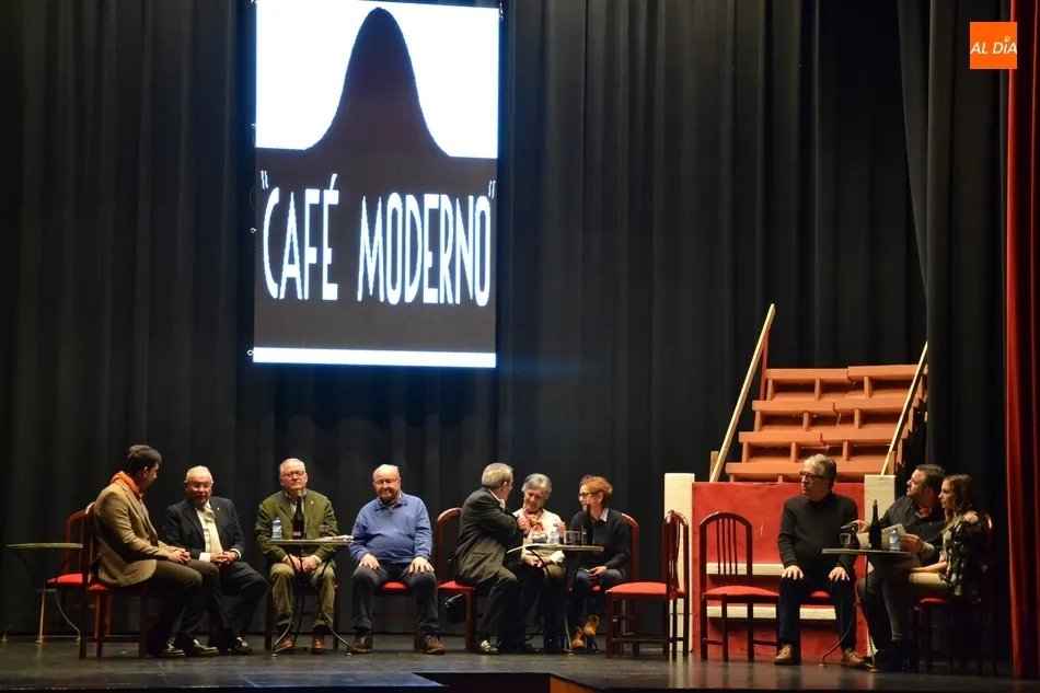 Foto 6 - Tato Galer&iacute;as &lsquo;reabre&rsquo; el Caf&eacute; Moderno en un entra&ntilde;able preg&oacute;n dialogado rebosante de...
