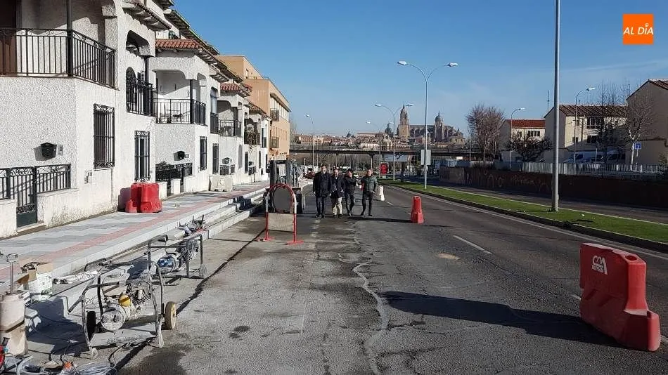 Foto 3 - La renovaci&oacute;n de las aceras en el acceso sur de la ciudad finalizar&aacute; en mayo