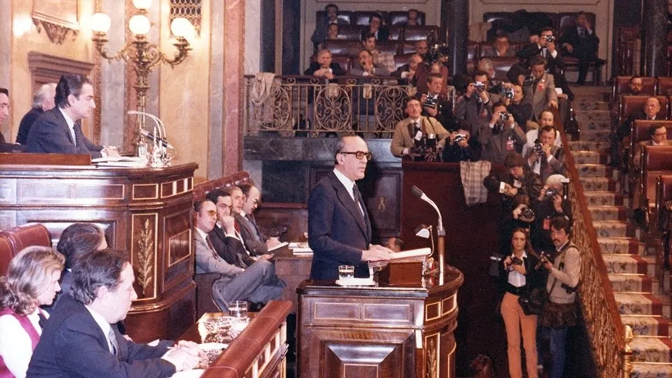 Foto 2 - El a&ntilde;o que Tejero entr&oacute; en el Congreso al grito de &lsquo;&iexcl;Quieto todo el mundo!&rsquo;