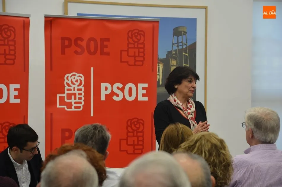 Foto 2 - Soledad Murillo protagoniza el primer foro participativo promovido por Jos&eacute; Luis Mateos  