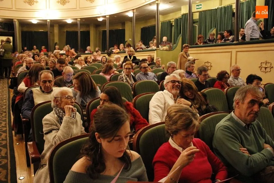 Foto 4 - La veterana actriz Lola Herrera brilla en el Teatro Liceo con la obra &lsquo;Cinco horas con Mario&rsquo;
