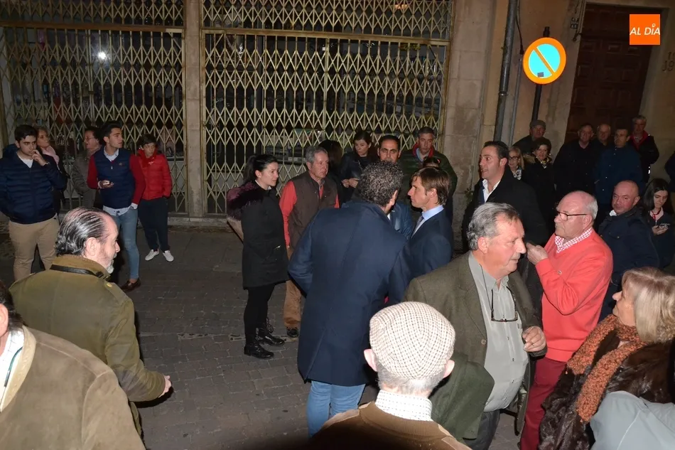 Foto 3 - El Juli proclama su devoci&oacute;n por el mundo de la garrocha ante un Teatro Nuevo abarrotado  